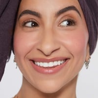 رير بيوتي احمر خدود سوفت بينش سائل هوب - حجم ميني...