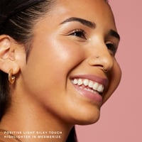 رير بيوتي هايلايتر سيلكي تاتش - ميسميرايز 2.8 جم