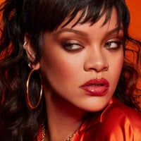 فنتي بيوتي مجموعة لاينر وجلوس شفاه قطعتين