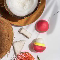 ايوس سوبر لينة شيا مرهم الشفاه - حليب جوز الهند- 7...