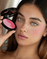 نورة بو عوض بلشر بودرة ون تتش - 10 جم