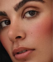 مونجليز أحمر خدود - بلشد