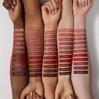 فنتي بيوتي احمر شفاه ايقون فيلفيت السائل 02 اتش بي...