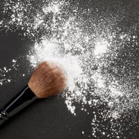 بودرة شفافة ار سي ام ايه 3 اونصة 85.04