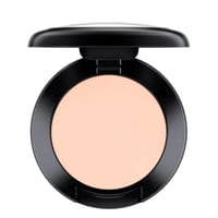 ماك بودرة أساس مضغوطة بلس ستوديو فيكس - NC35