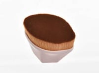 فرشاة فونديشن للوجه من ميلا