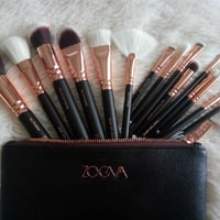 زويفا روز جولدن مجموعة فرش فاخرة باللون الوردي الذ...