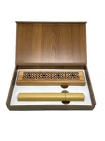 مبخرة خشبية أنيقة مخصصة لأعواد الند مع 25 عود ند