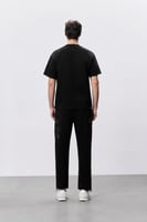 تيشرت أسود للجنسين