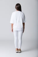 تيشيرت أواي بقصة واسعة أبيض