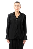 قميص نسائي بأزرار مع أربطة مطاطية عند الرسغين اسود