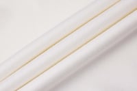 طقم أوف وايت للجنسين