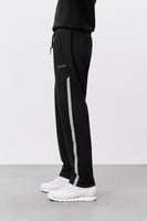 بنطال أسود للجنسين