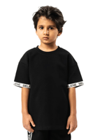 تي شيرت اسود كبير للأطفال برقبة دائرية وشعار مطبوع...