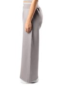 بنطلون نسائي رمادي واسع الساق مع حزام خصر مطبوع عل...