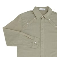 قميص كاجوال لينن – ناعم وعملي زيتي