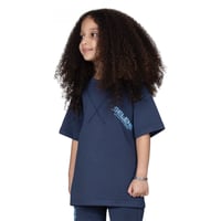 تيشيرت بشعار سيلين من الأمام للأطفال (ازرق)