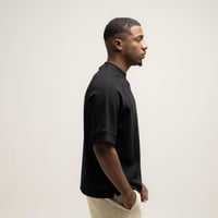 تيشرت إنترلوك أسود للجنسين