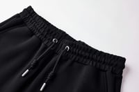 بنطال أسود نسائي