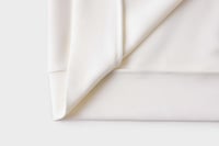 طقم أبيض للجنسين