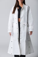 جاكيت أواي طويل أبيض