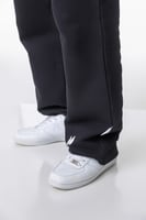 بنطلون سيلين واسع أسود