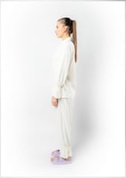 قميص نسائي بأزرار مع أربطة مطاطية عند الرسغين اوف...