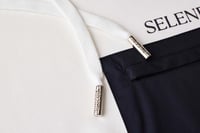 طقم أبيض للجنسين