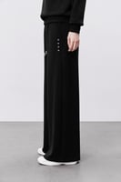 بنطال أسود نسائي