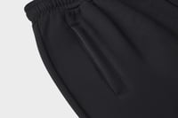 بنطال أسود للجنسين