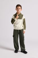 هودي بقصة واسعة ورقبة عالية بشعار سيلين أخضر للأطف...