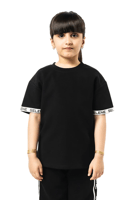 تي شيرت اسود كبير للأطفال برقبة دائرية وشعار مطبوع...