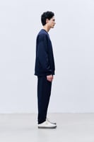 بنطال أزرق رجالي