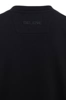 تيشيرت أوفرسايز بشعار مطرز على الصدر للجنسين - أسو...