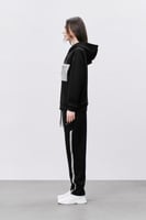 هودي أسود للجنسين