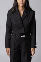 جاكيت رسمي نسائي بقصة قصيرة أسود