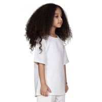 تيشيرت بشعار سيلين من الخلف للأطفال (اوف وايت)