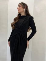 فستان جريسية أسود