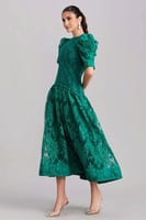 فستان اورقنزا وساتان بأكمام