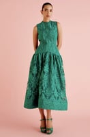 فستان اورقنزا وساتان بدون أكمام