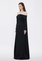 فستان كيب أسود مع شك