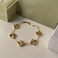 اسوارة فان كليف ذهبي