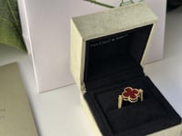 خاتم فان كليف عنابي وجهين