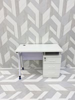 طاوله مكتب مقاس متر