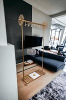 علاق ملابس ذهبي مقاس : 170*30*80