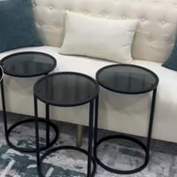 طاولة خدمه لون زجاج اسود