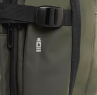 شنطه ظهر مقاومة للماء مناسبة للسفر والرحلات الطويل...