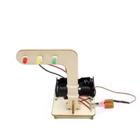 نظام الإضاءة الثلاثية – تجربة STEAM للأطفال