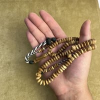 خشب الزيتون