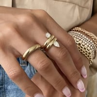 خاتم Bella ذهبي